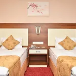 Ozgobek Ronesans De Luxe Hotel 4*