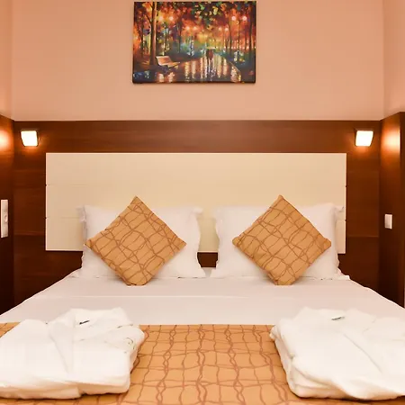 Ozgobek Ronesans De Luxe 4*