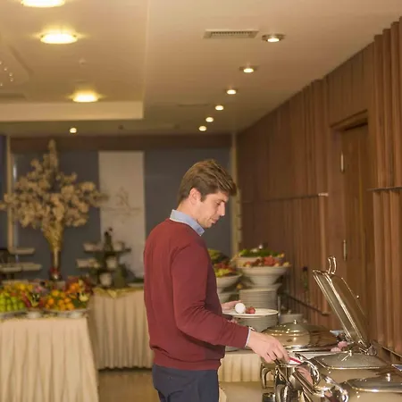 Ozgobek Ronesans De Luxe Uşak