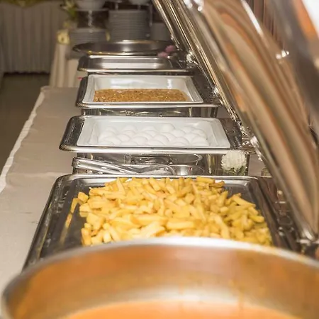 Ozgobek Ronesans De Luxe Hotel 4*