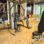 מלון Ozgobek Ronesans De Luxe אושאק