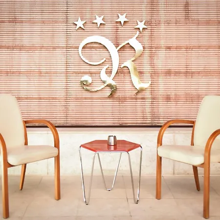 Ozgobek Ronesans De Luxe Hotel Uşak