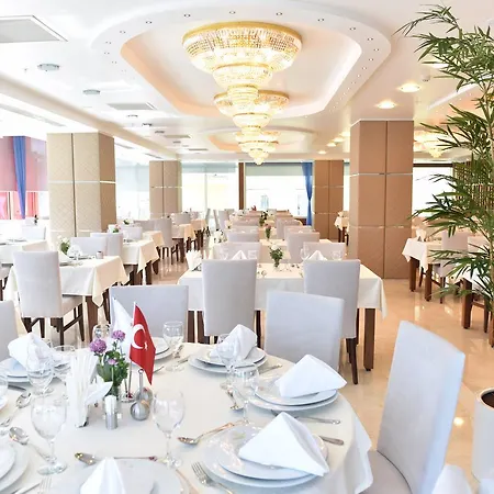 Ozgobek Ronesans De Luxe 4* Uşak