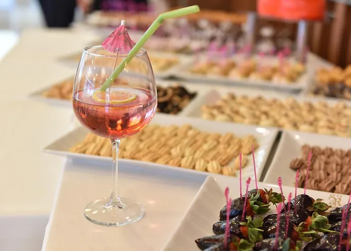 Ozgobek Ronesans De Luxe Hotel Uşak