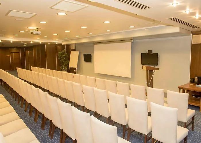 Hotel Ozgobek Ronesans De Luxe Usak