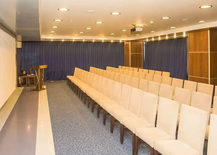 Ozgobek Ronesans De Luxe Hotel Uşak